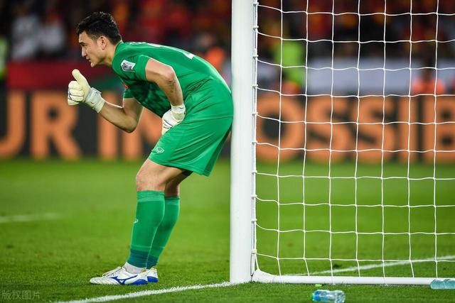 官方：萨卡腿筋拉伤，将缺阵数周